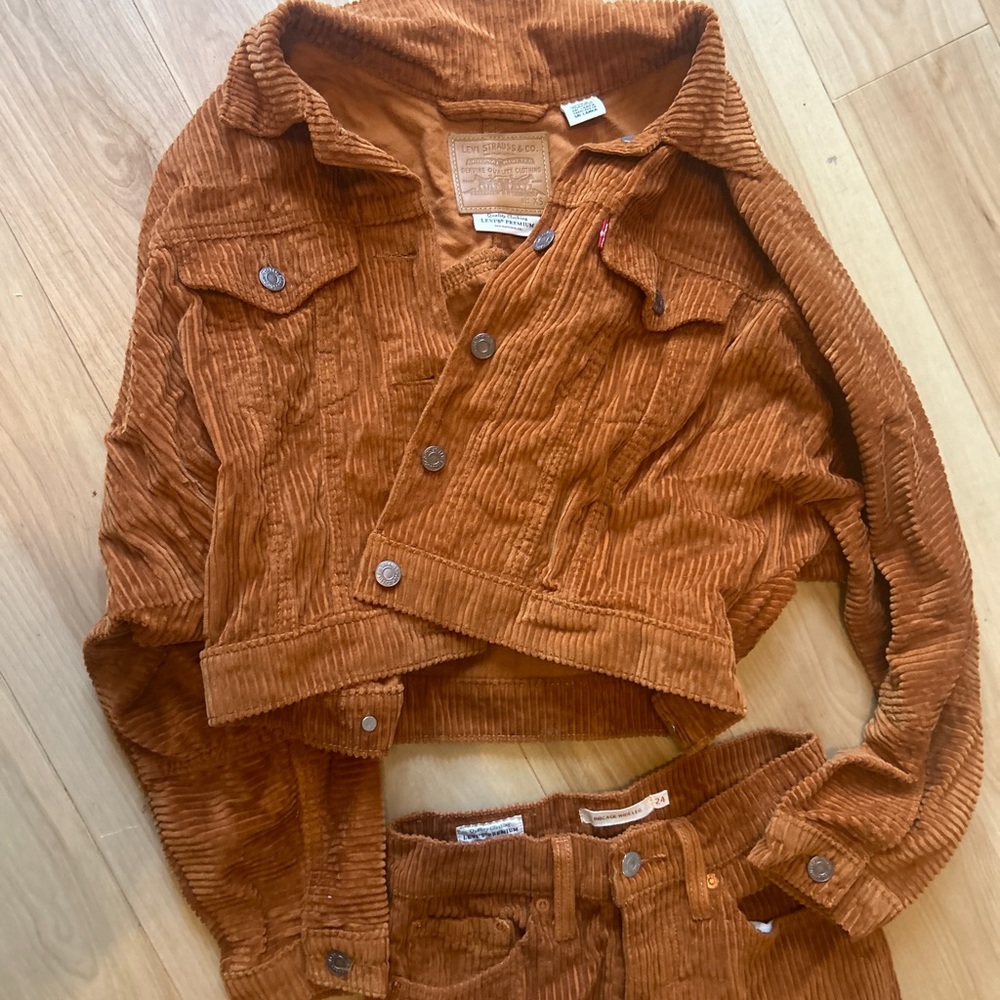 Levi's Ribcage Wide Leg Caramel Corduroy Pants ONLY